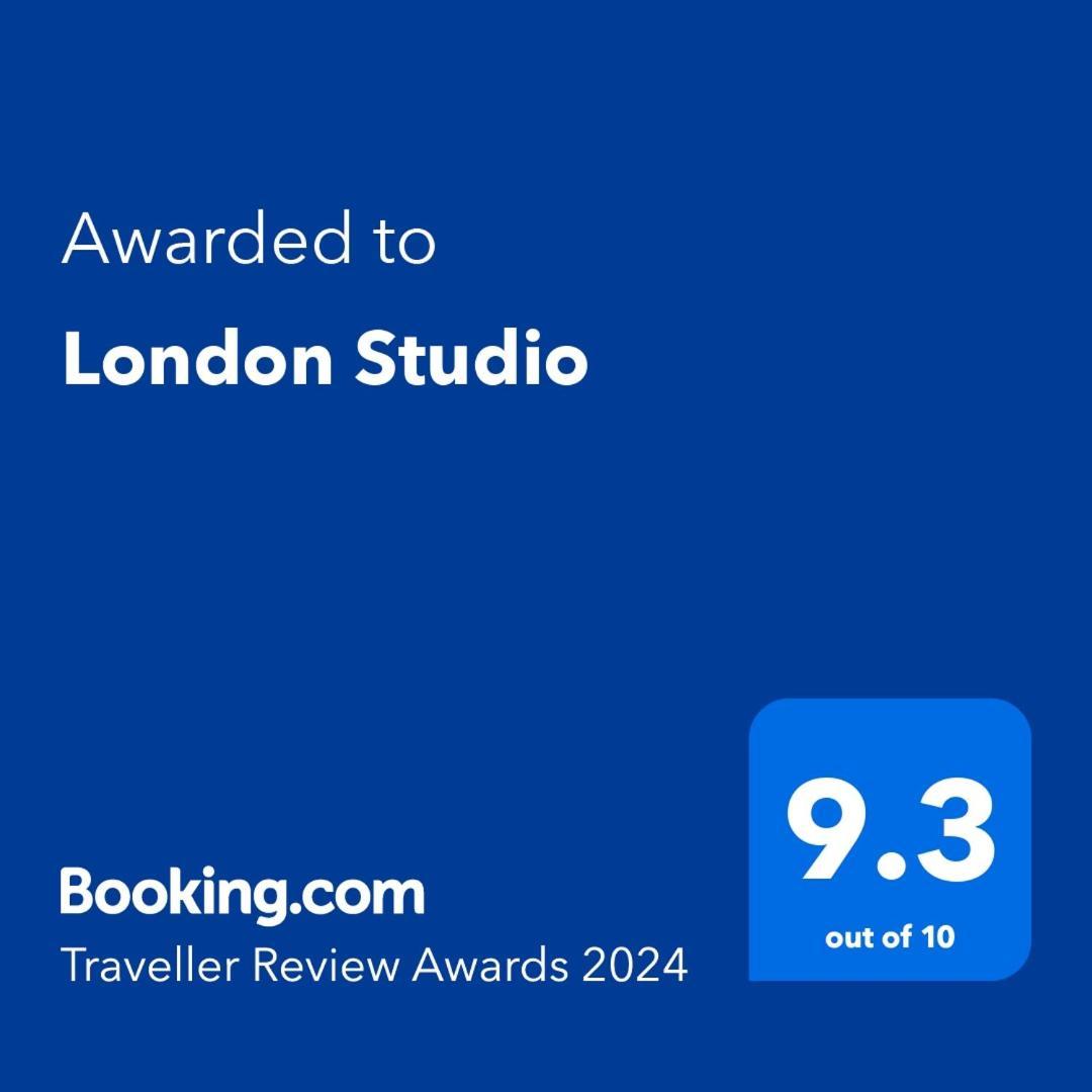 London Studio Chingford Extérieur photo